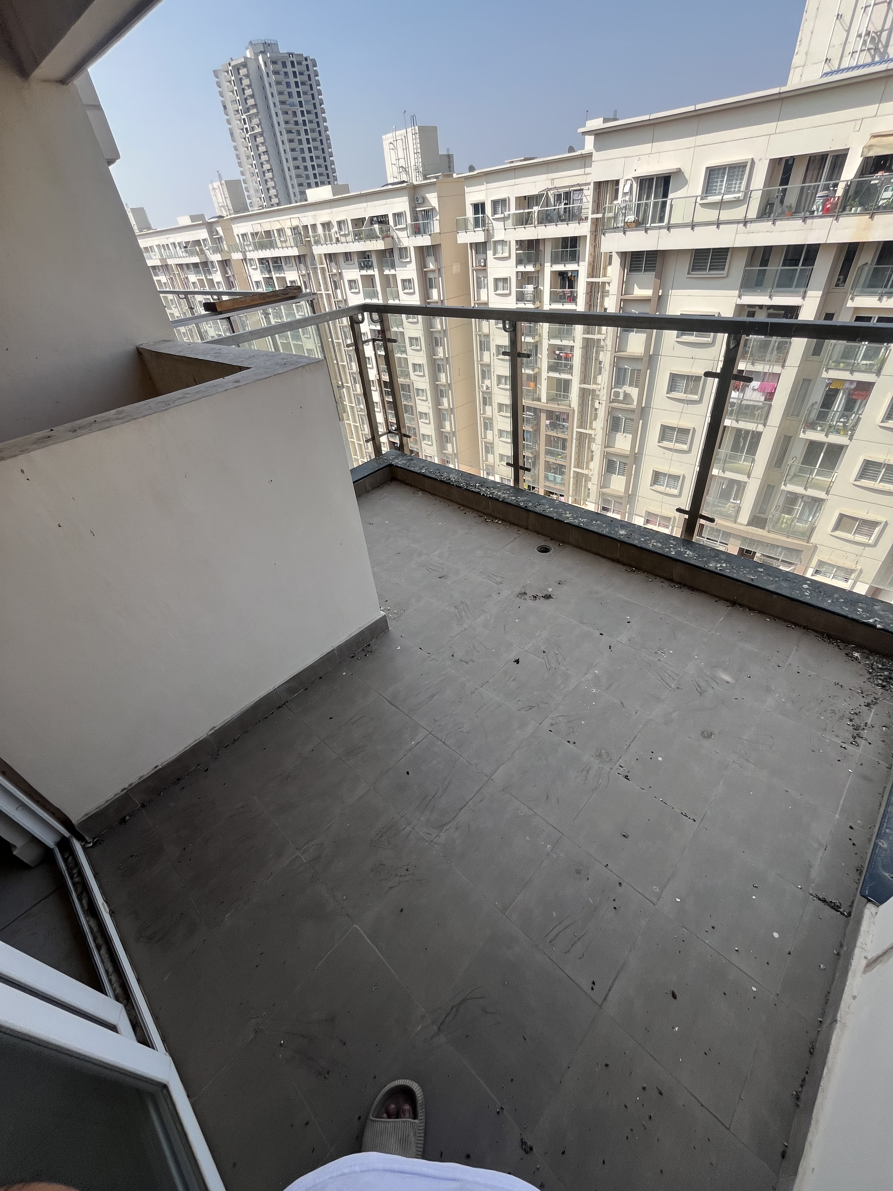 2 BHK Penthouse - Gated Society 5