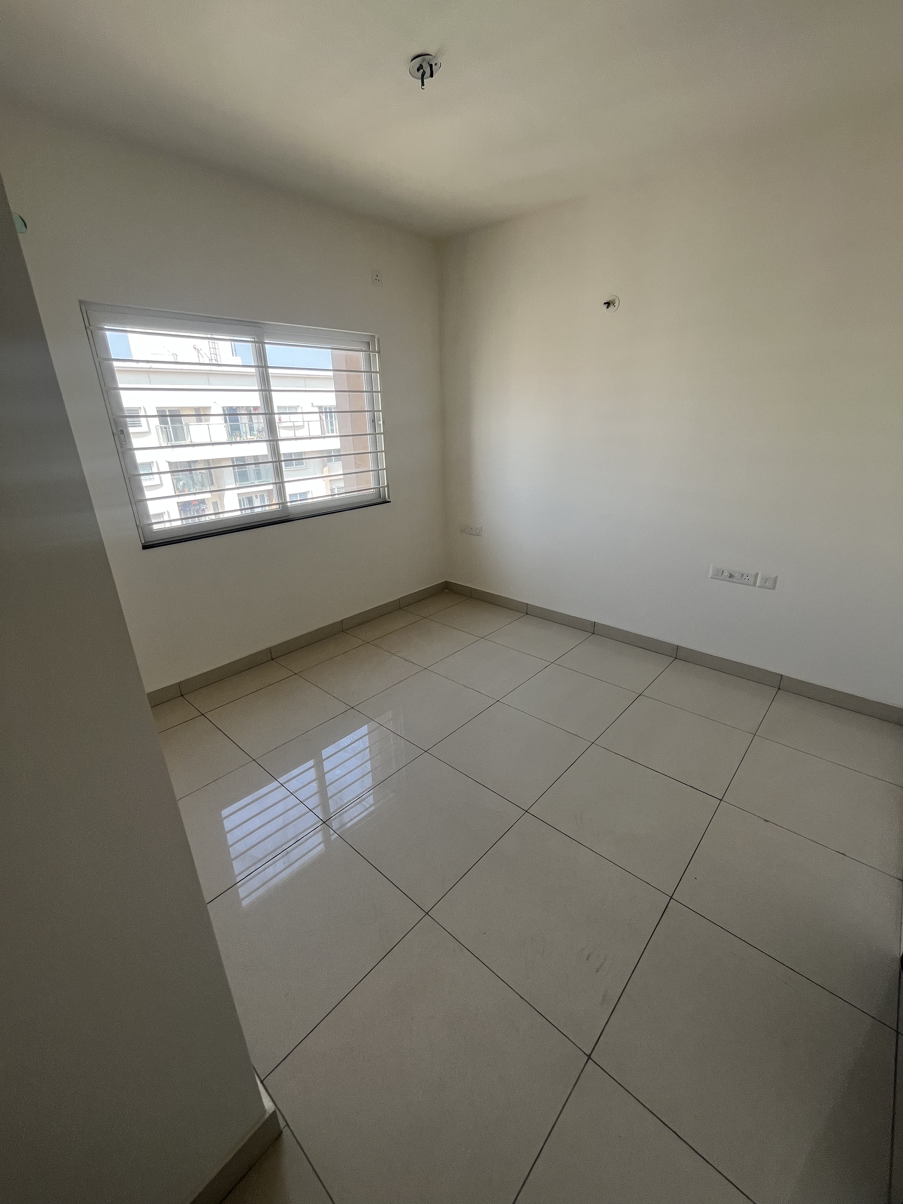 2 BHK Penthouse - Gated Society 8